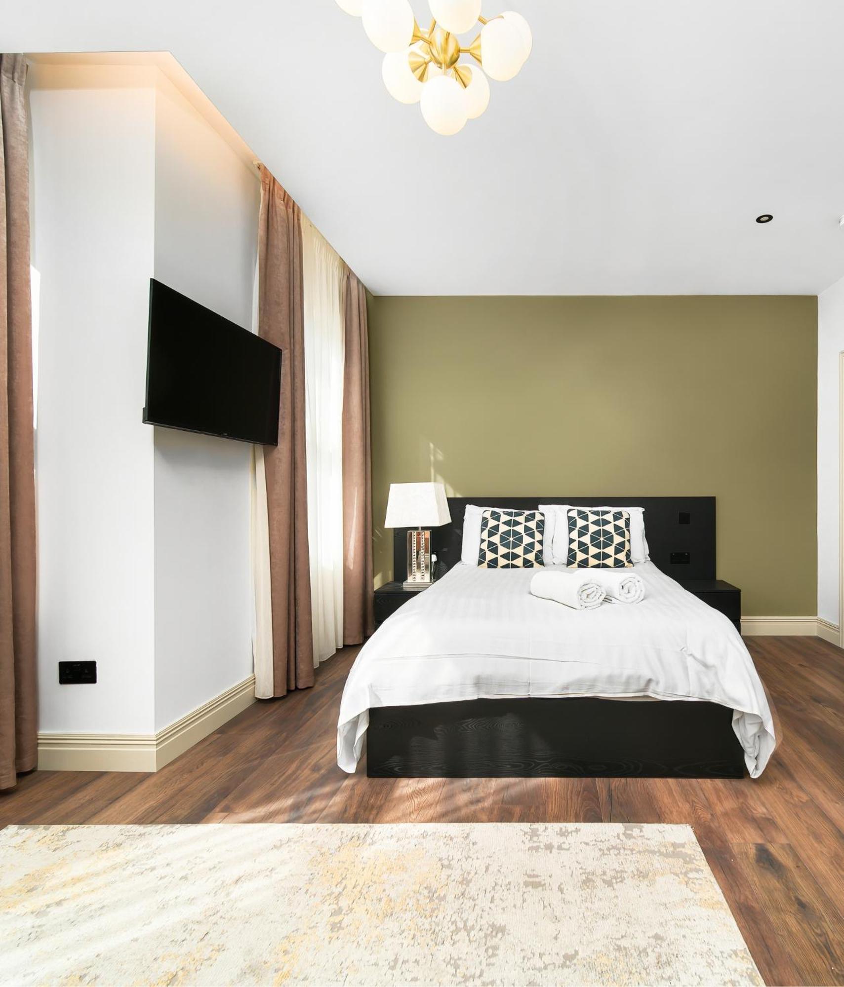The Turrets, Willesden * Londen