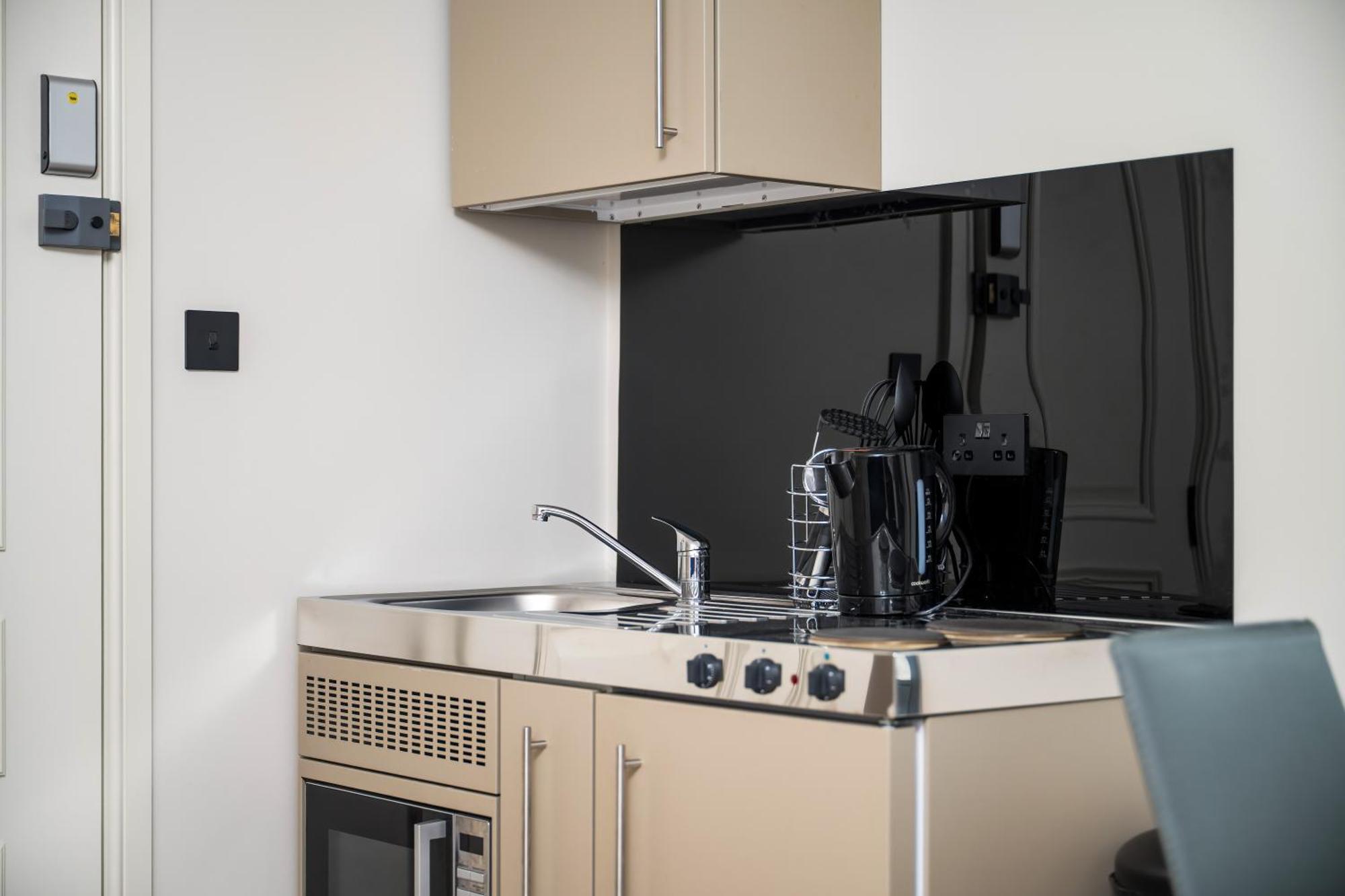 The Turrets, Willesden Appartement Londen