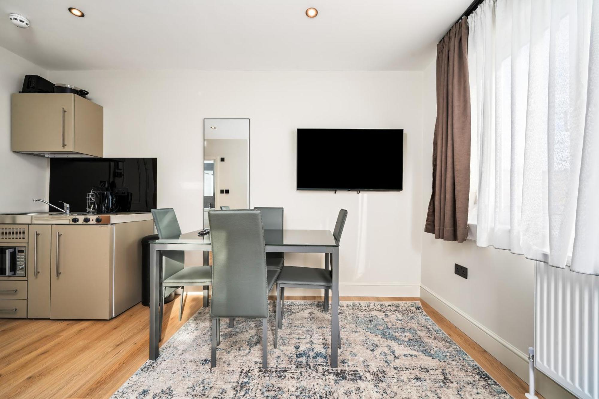 The Turrets, Willesden Appartement *